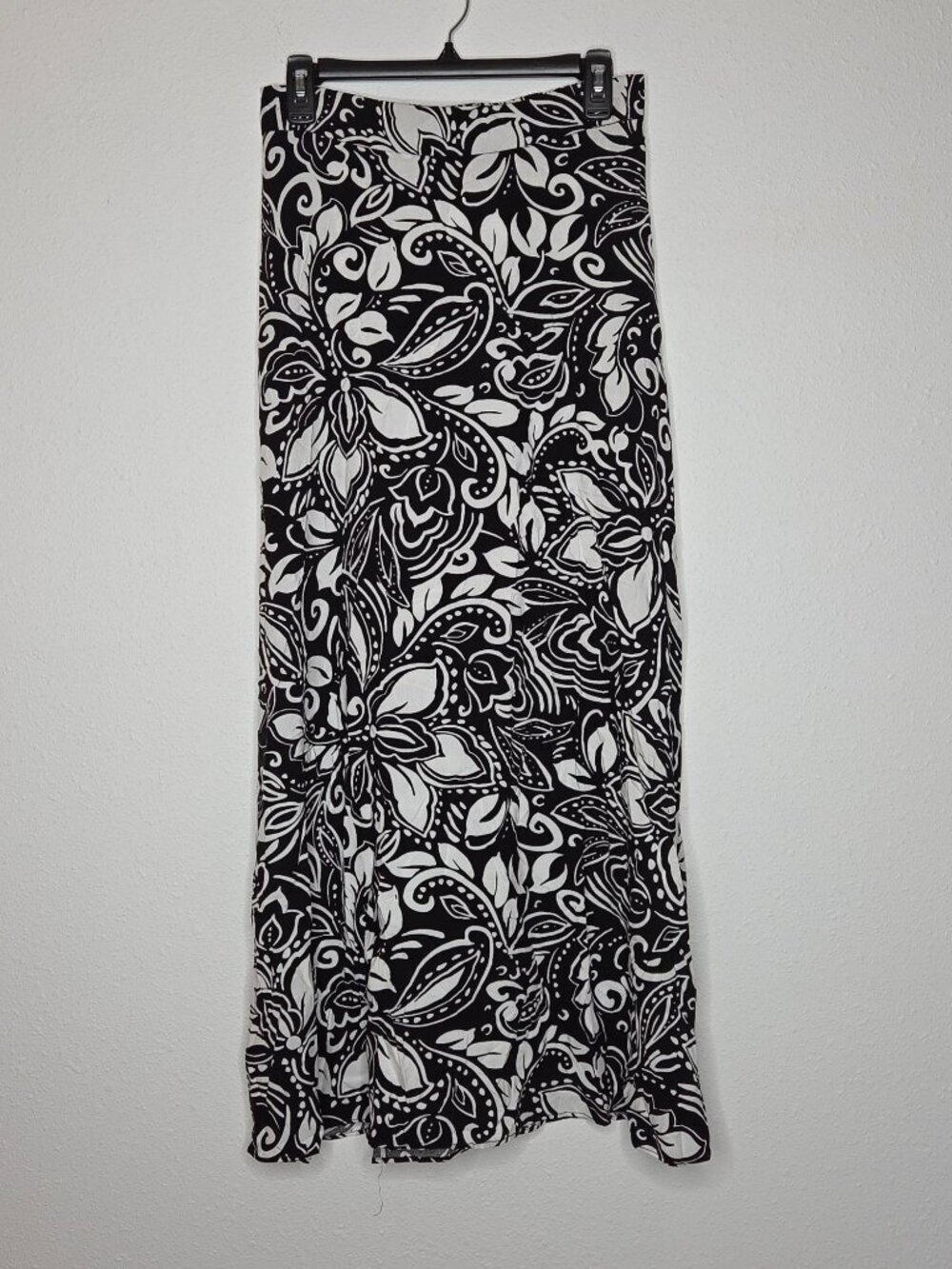 Vince Camuto A-Line Floral Print Maxi Skirt - Rich Black NWOT